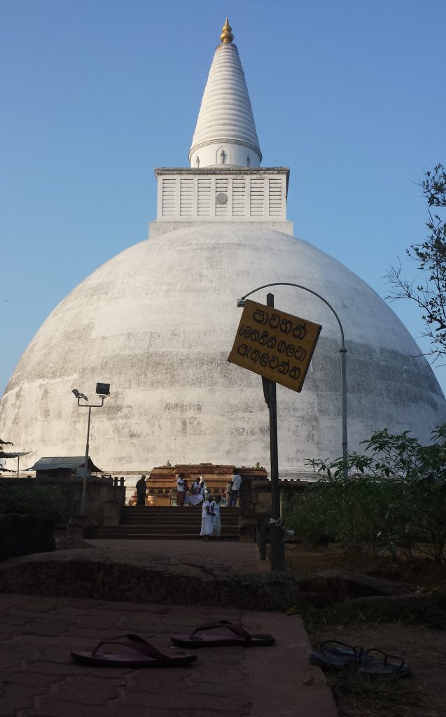 Hvid stupa